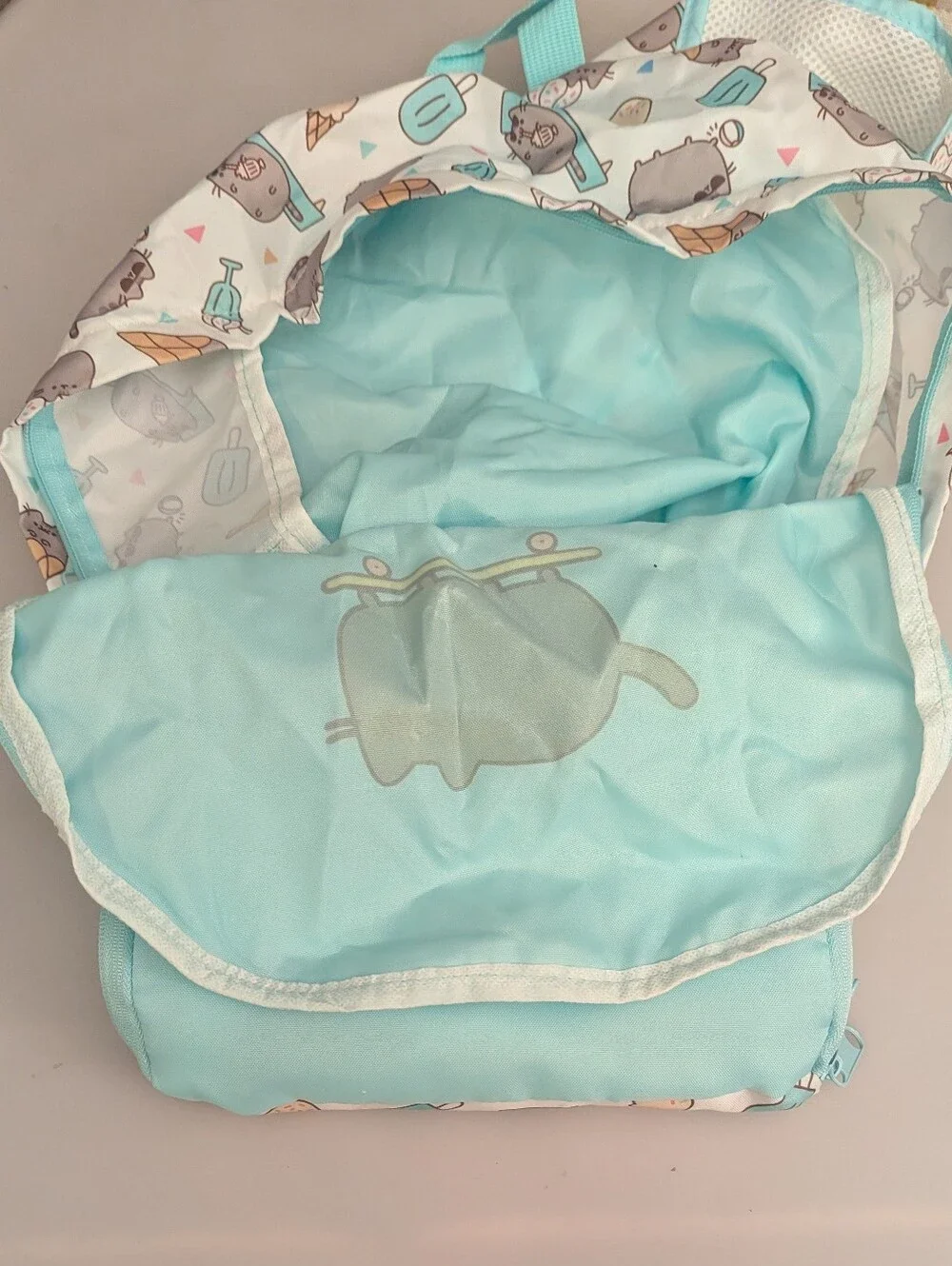 NWT, Pusheen Exclusive Fold Up Packable Zippered Backpack Bag. Holds up to 20lbs